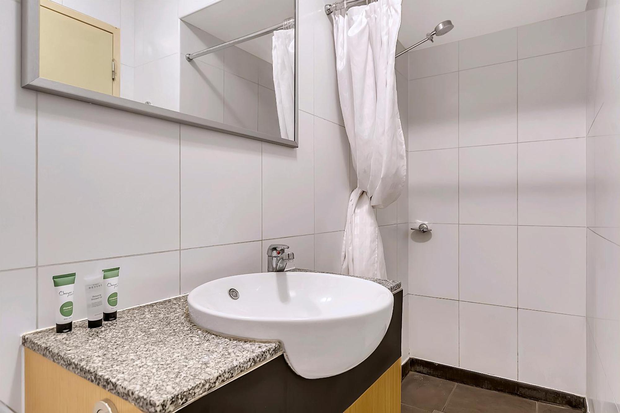 Econo Lodge Karratha Bagian luar foto
